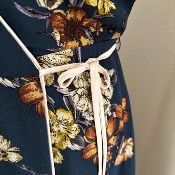 Leith Floral Hi Lo Wrap Dress - Picture 7 of 11